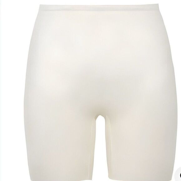 SPANX Shaping Satin Seamless Mid Thigh Shaping Shorts Womens 3X Linen 10323R - Picture 4 of 4